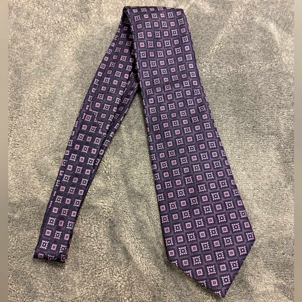 🔴2/$10- Elegant Purple Patterned Men's Tie